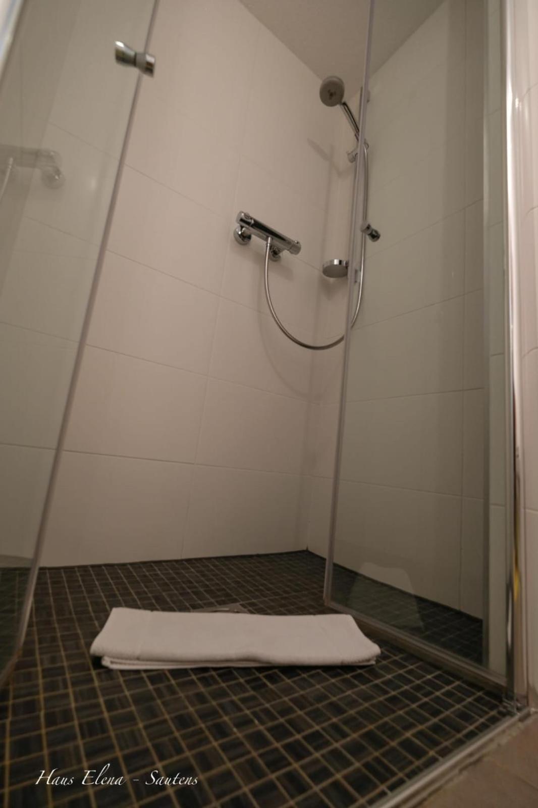 Haus Elena Apartment Sautens Ngoại thất bức ảnh