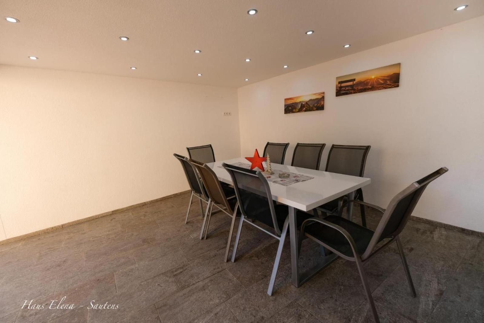 Haus Elena Apartment Sautens Ngoại thất bức ảnh